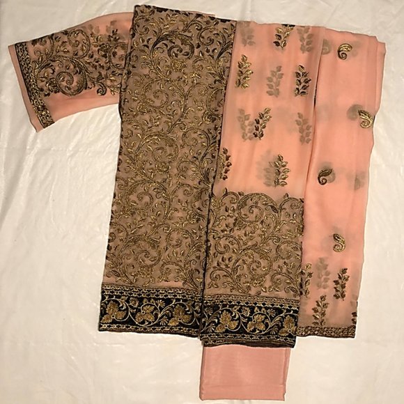 Woman's unstitched Pakistani Suit - Picture 1 of 2